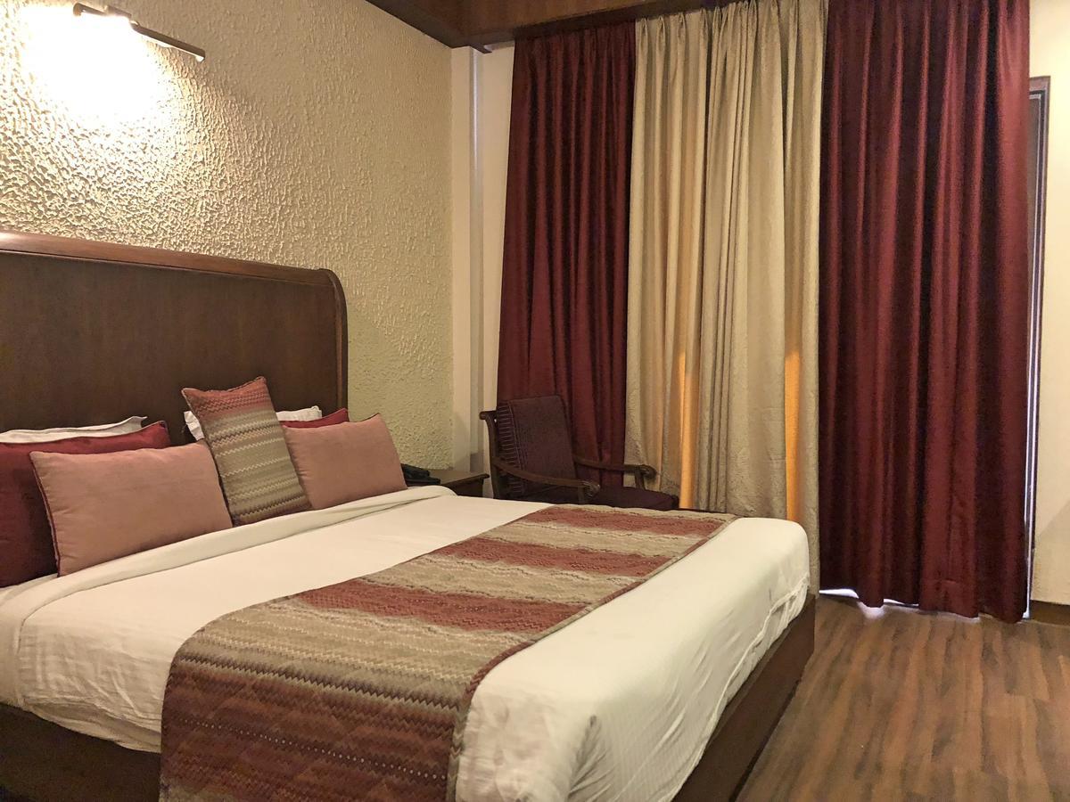 Corbett Wild Iris Spa And Resort 람나가르 외부 사진